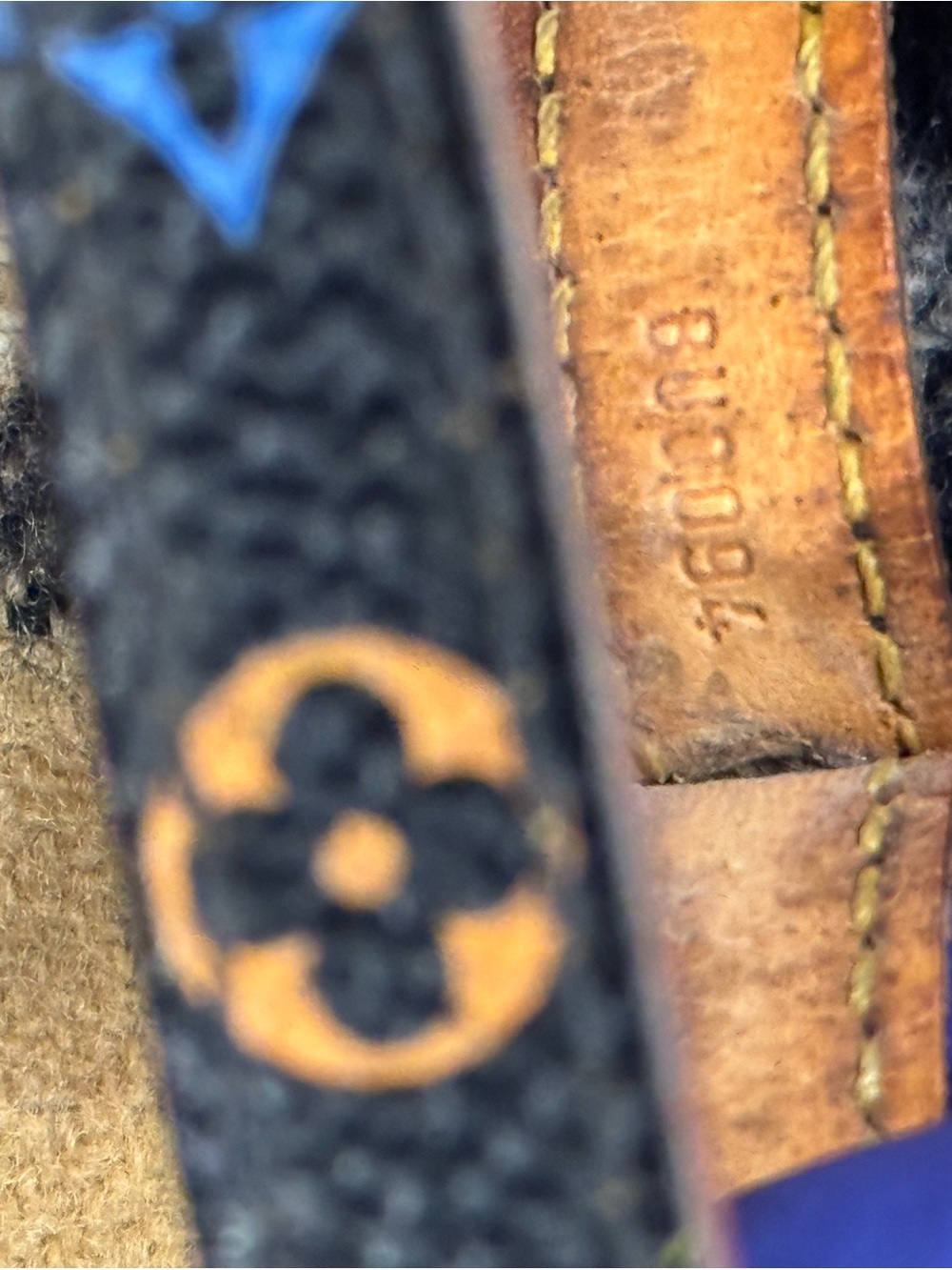 Louis Vuitton Multicolor Monogram Key & Card Holder Strap - Picture 4 of 4